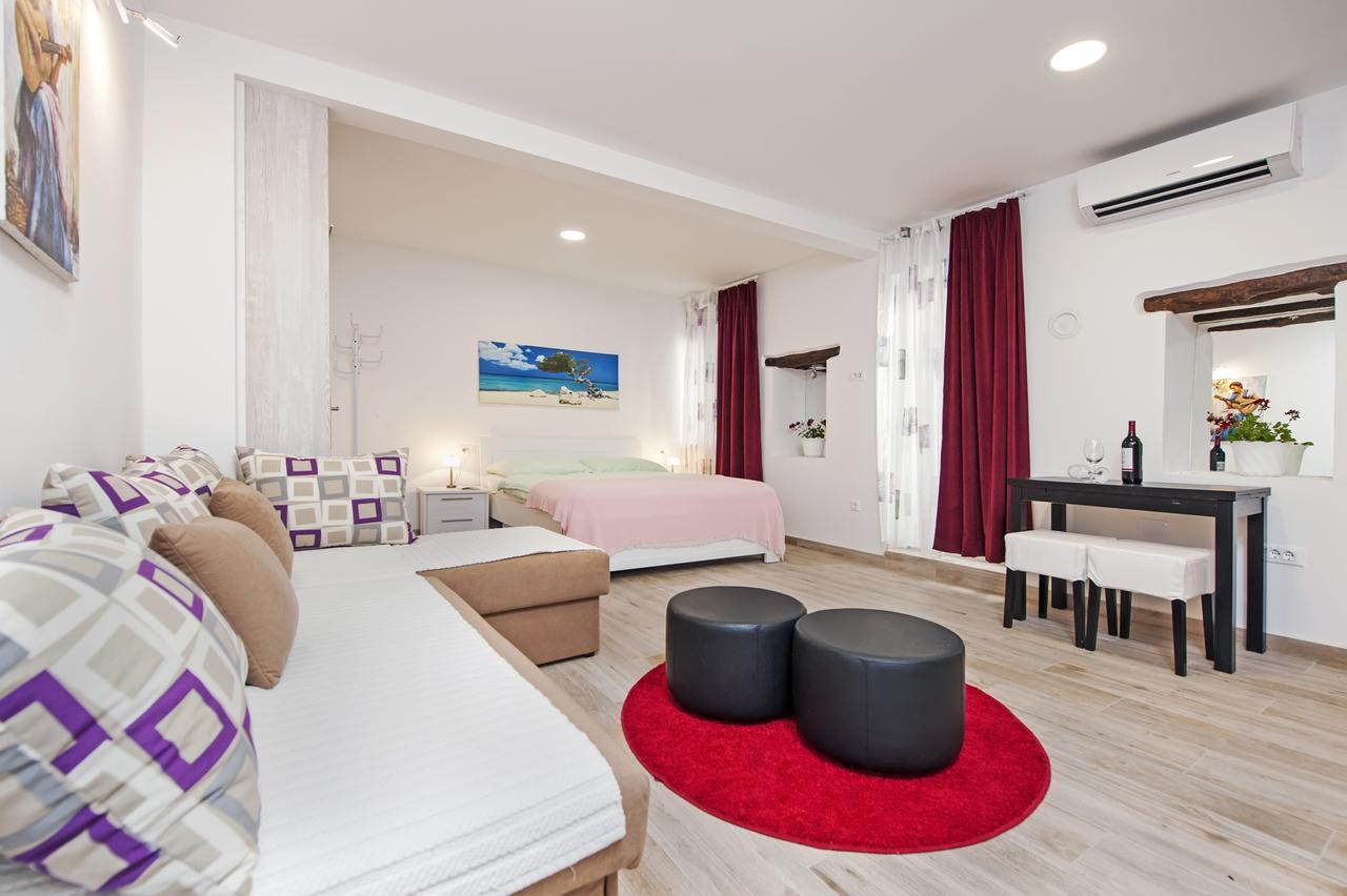 La Svalba Rooms & Studios Rovinj Dış mekan fotoğraf